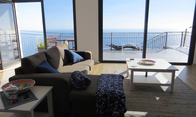 Arco da Calheta Apartment | Apartment Goncalves, dazzling view over sea and mountains