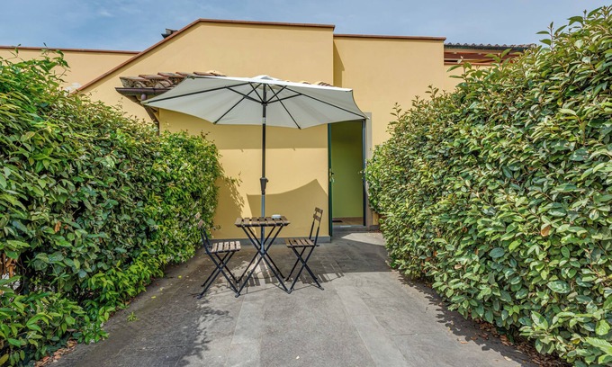 Vinci Apartment | Apartment 'Granaio' with Shared Pool, Wi-Fi and Air Conditioning