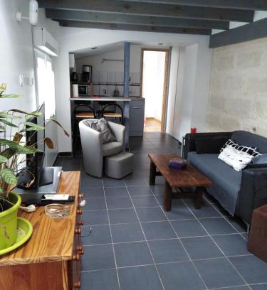 Nazelles-Negron Apartment | Apartment Gwendoline