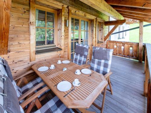 Schonbach Apartment | Apartment in Mittersill near Ski Bus & Slopes