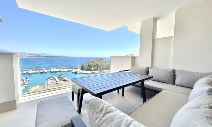Almunecar Apartment | Apartment "Icon Marina A" with Mountain View, Shared Pool & Wi-Fi