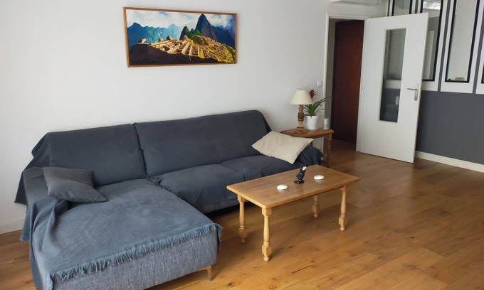 7th Arrondissement Apartment | Apartment ideally located to enjoy Marseille center and sea