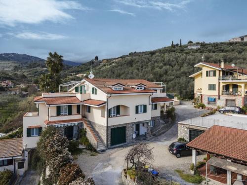 Diano Castello Apartment | Apartment Il Terrazzo E by Interhome