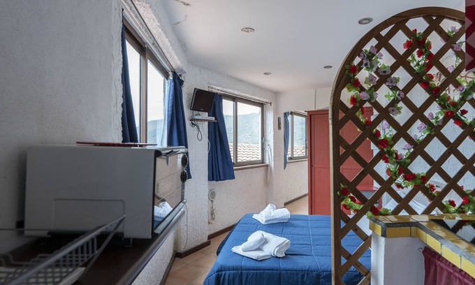 Reitano House | Apartment in a studio villa called Salina 3 beds