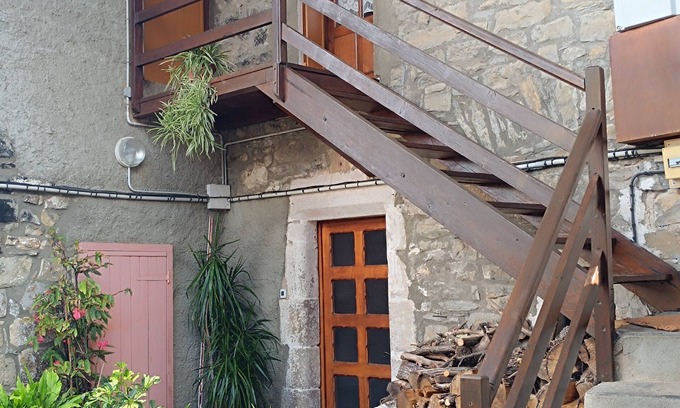 Vesseaux Apartment | Apartment in Ardèche for 3 people.
