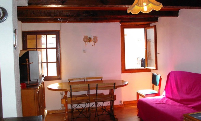 Beauvezer Apartment | Apartment in chalet style house, Val d'Allos, High Verdon