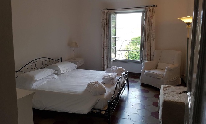 Finalborgo House | Apartment in historical residence in the center of Finalborgo