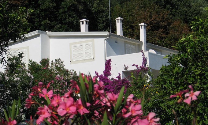 Rodi Garganico House | Apartment in Villa with sea view