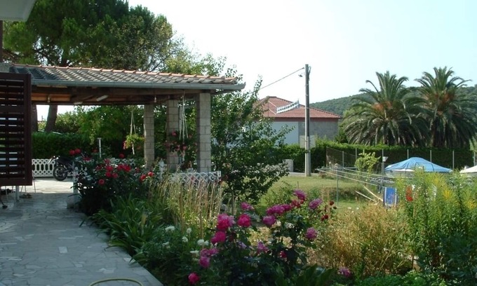 Suha Punta Apartment | Apartment in Kampor with Balcony, Air condition, WIFI, Washing machine (895-4)