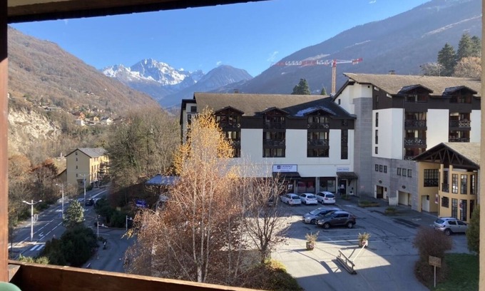 Brides-les-Bains Apartment | Apartment in Les Cybèles condominium with swimming pool
