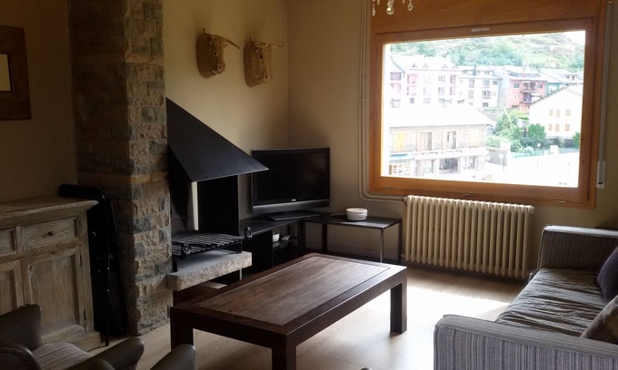 Llivia Apartment | Apartment in Llivia, Catalan Pyrenees