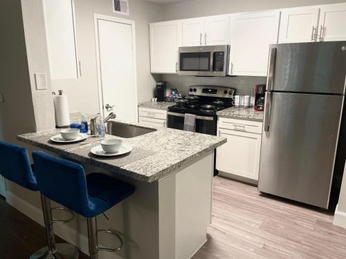 Astrodome Apartment | Apartment in Medical Center near NRG Free Parking