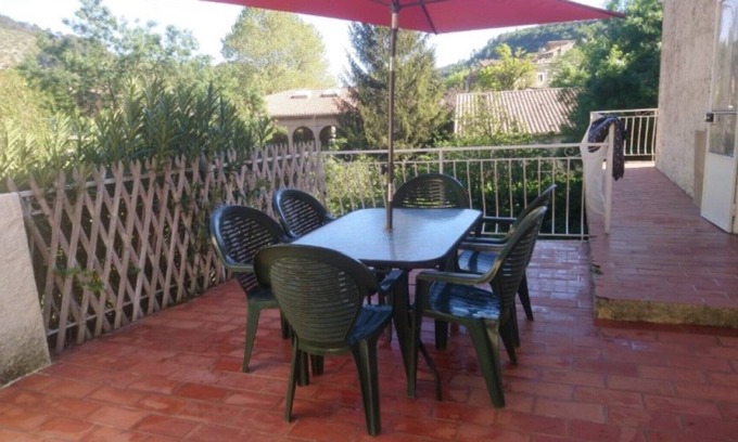 Belgentier House | Apartment in provencal village