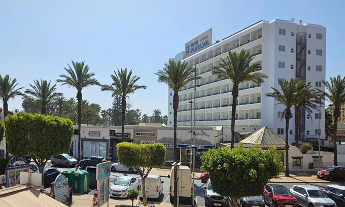 Roquetas de Mar House | Apartment in Roquetas near Playa Serena Beach
