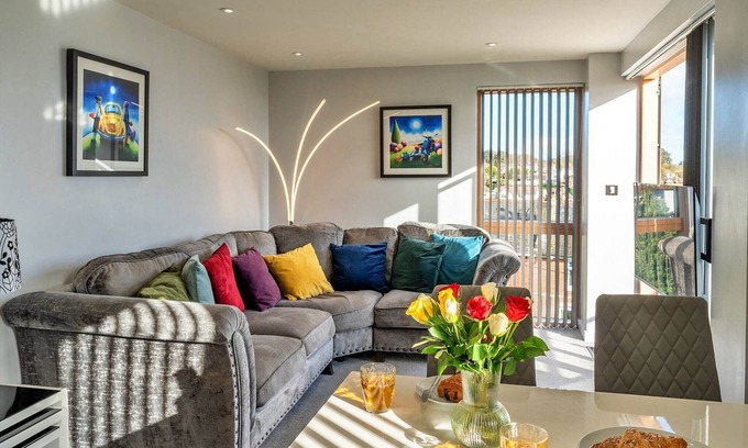 Teignmouth Apartment | Apartment in Teignmouth with Sea Views