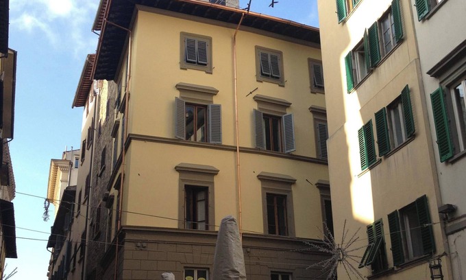 Oltrarno Apartment | Apartment in the Centre of Florence - 3rooms -2/5 Persons