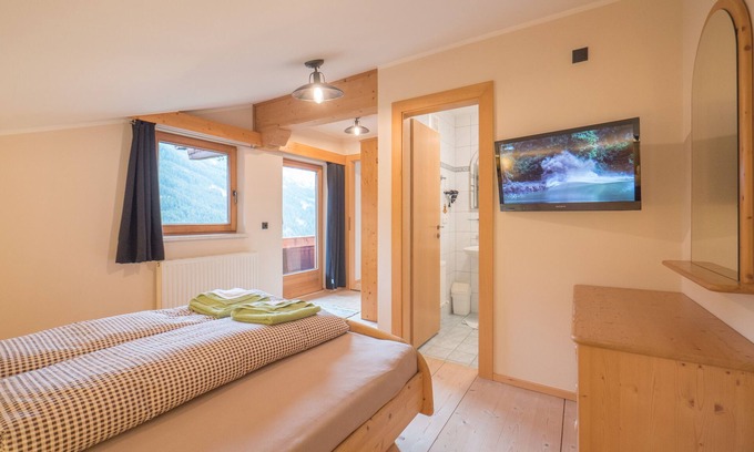 Pankrazberg Apartment | Apartment in the middle of the Alps with general wellness area