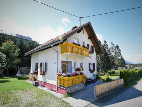 Tropolach Apartment | Apartment in Tröpolach near Nassfeld