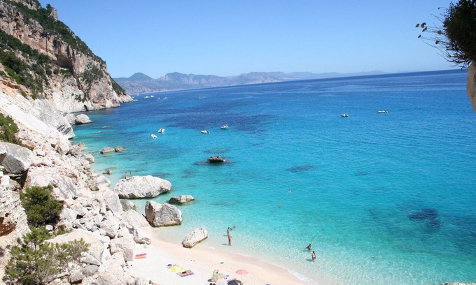 Lotzorai Apartment | Apartment in villa with exclusive garden