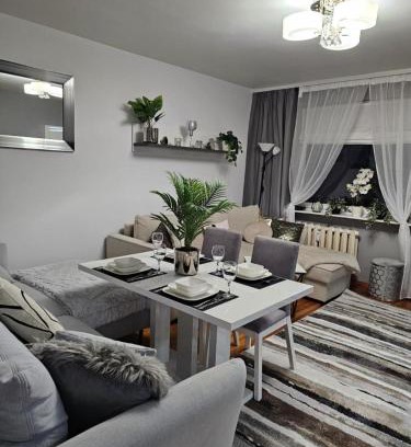Zyrardow Apartment | Apartment in Zyrardow 10min to Suntago