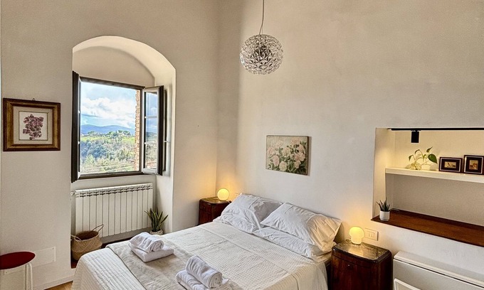 Colle di Val d'Elsa Apartment | Apartment La Torre di Canonica Colle di val d'Elsa - Siena Via Francigena