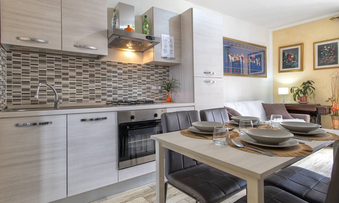 Villanova Monteleone Apartment | Apartment "Relax House and Fitness 8" with Balcony and Wi-Fi.