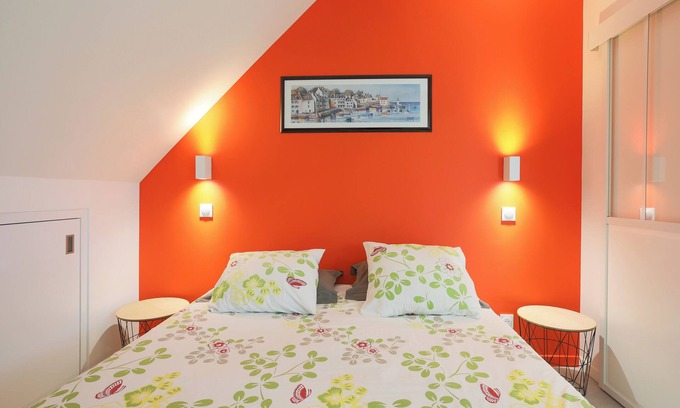 Trevou-Treguignec Apartment | Apartment 'Kerli Cosy' with Sea View, Private Garden and Wi-Fi