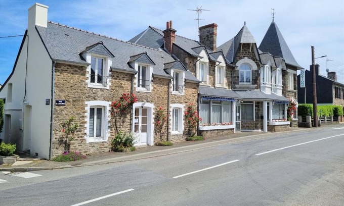 La Richardais Apartment | Apartment Le Petit Robinson-6 by Interhome