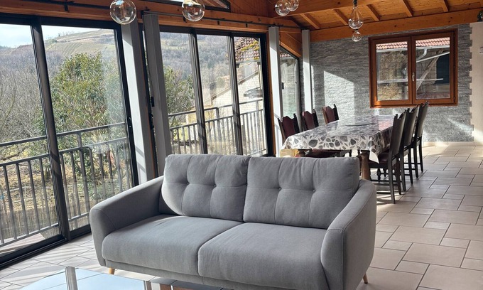 Boyeux-Saint-Jerome Cottage | Apartment 'Maison Dans Un Village Viticole' with Private Garden, Balcony and Wi-Fi