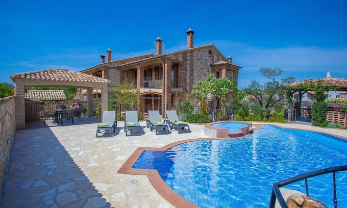 Nova Vas Apartment | Apartment Manuel Ograde I with shared Pool