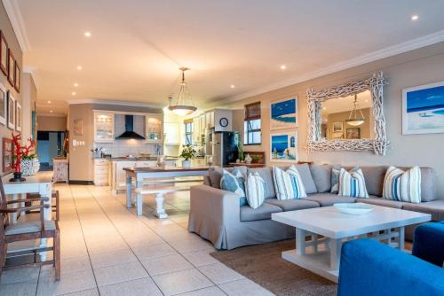 Shaka's Rock Apartment | Apartment Marichel 4