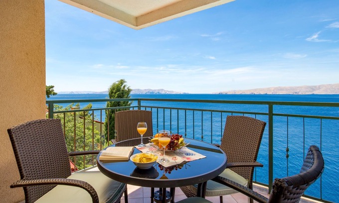 Vratarusa Apartment | Apartment Marina by Interhome