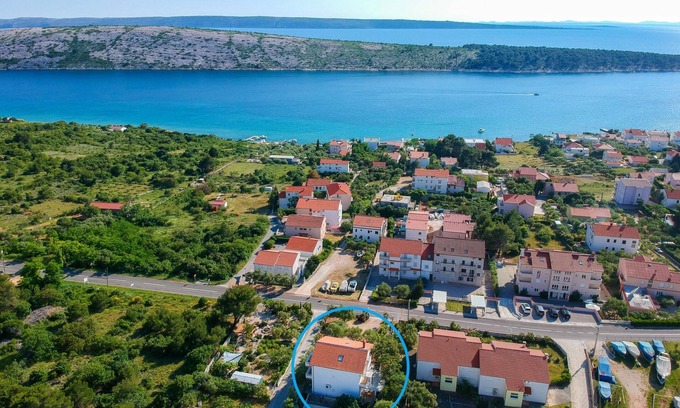 Barbat na Rabu Apartment | Apartment Matius by Interhome