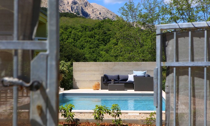 Batomalj Apartment | Apartment "Meerhaus" with pool