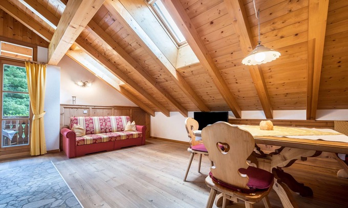 Anterselva Apartment | Apartment 'Mitterbruggehof Silberdistel' with Mountain View, Shared Garden and Wi-Fi