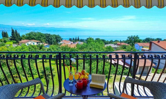 Ika Apartment | Apartment Moira by Interhome