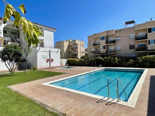 Els Griells Apartment | Apartment near beach and Empordà Golf Club