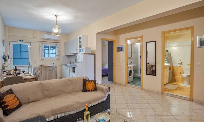 Corfu Town Apartment | Apartment near old town, airport and bus station