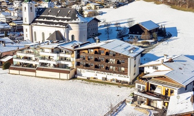 Brixen im Thale Apartment | Apartment near ski lift and ski bus in Brixen