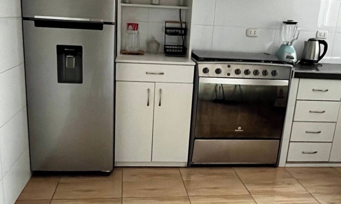 Independencia Apartment | Apartment near the plaza norte cc and airport