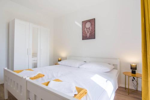 Biograd na Moru Apartment | Apartment Nia - dream vacation in Biograd