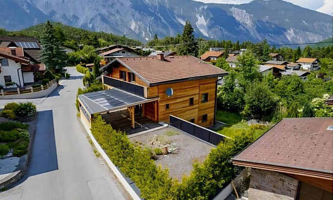 Sautens Apartment | Apartment 'Nicolle' with Mountain View, Private Terrace and Wi-Fi