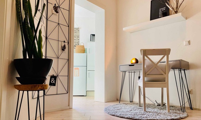 Oberwinter Apartment | Apartment Oberwinter, near Bonn - 2 rooms plus kitchen plus bathroom