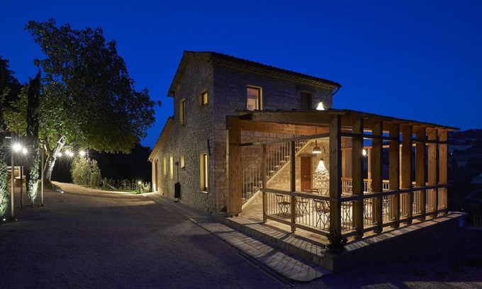 Arcevia Apartment | Apartment Palazzo 5 - One Bedroom Apartment, Sleeps 5