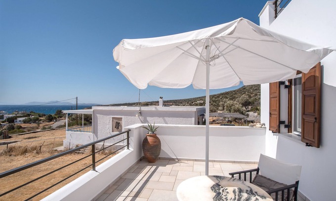 Naxos Apartment | Apartment 'Peaceful, Panoramic Seaview Retreat' with Sea View, Wi-Fi and Air Conditioning