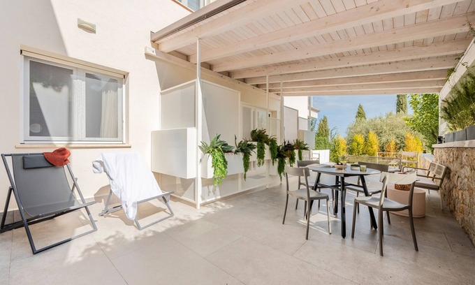 Sant'Onofrio Apartment | Apartment 'Picahouse' with Sea View, Wi-Fi and Air Conditioning