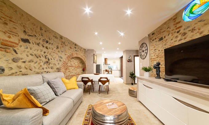 Rivesaltes Apartment | Apartment 'Plaisir Des Pierres' with Private Terrace and Wi-Fi
