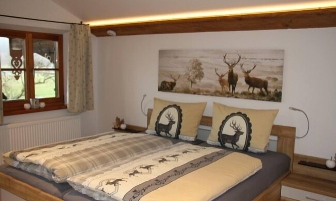 Ruhpolding Apartment | Apartment Platzhirsch 50sqm, 1 bedroom, living room, balcony, WLAN, 2 p.