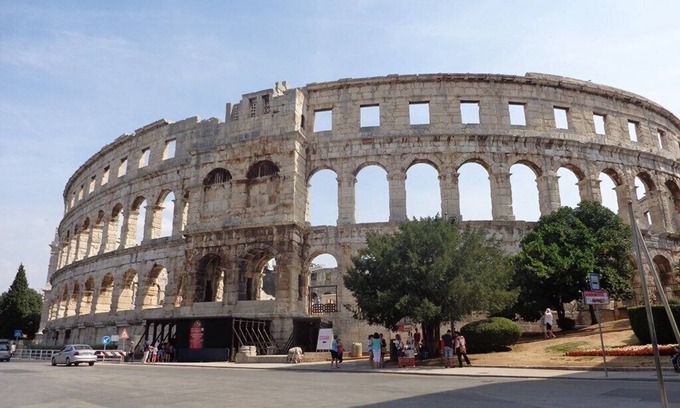 Jursici Apartment | Apartment, pool, grill, - MOSQUITO and CORONA FESTIVAL! gr. garden