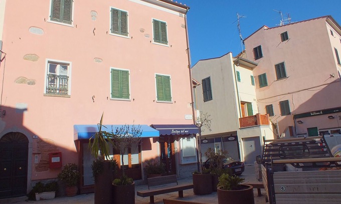 Marina di Campo Apartment | Apartment "Porticciolo" near the beach with sea view and A/C